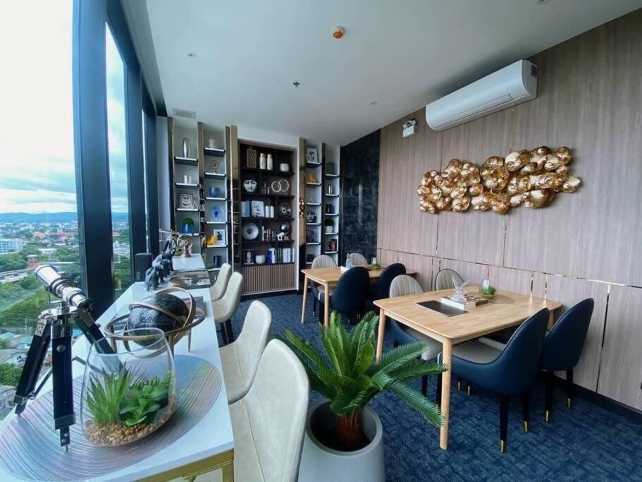 Astra Sky River High Floor,3 Bedrooms 97㎡ 山景房带浴缸 Chiang Mai Buitenkant foto