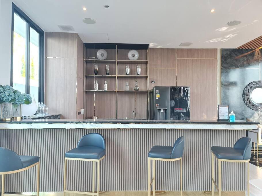 Astra Sky River High Floor,3 Bedrooms 97㎡ 山景房带浴缸 Chiang Mai Buitenkant foto