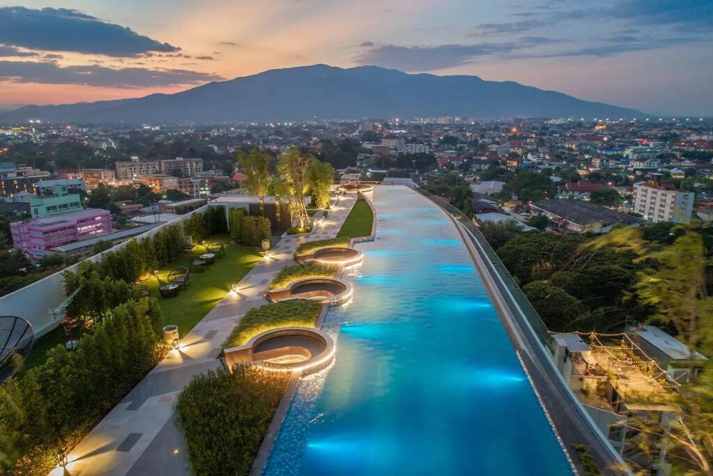 Astra Sky River High Floor,3 Bedrooms 97㎡ 山景房带浴缸 Chiang Mai Buitenkant foto